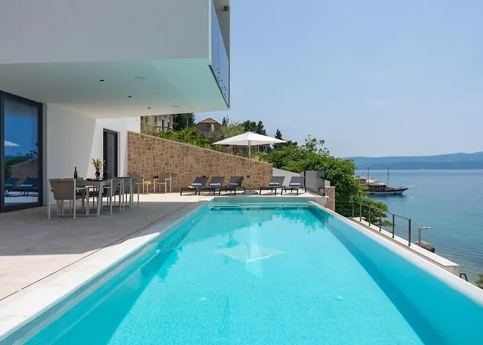 Prestige Omiš