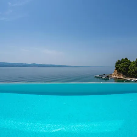 Prestige Omiš