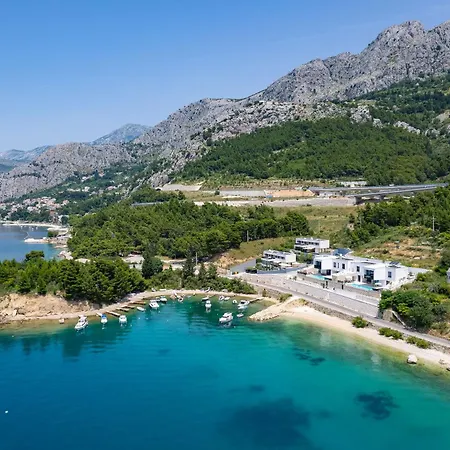Prestige Omiš